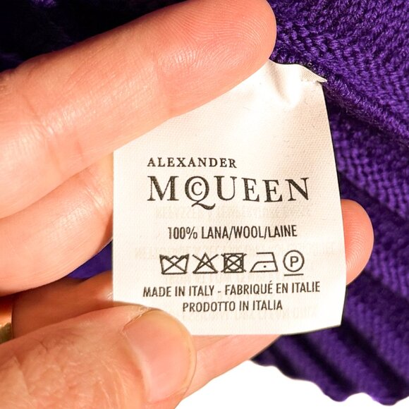Alexander McQueen Royal Purple Ribbed Wool Flare Sweater - Picture 6 of 6